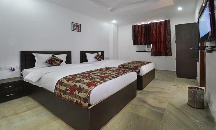 Hotel Taj Galaxy